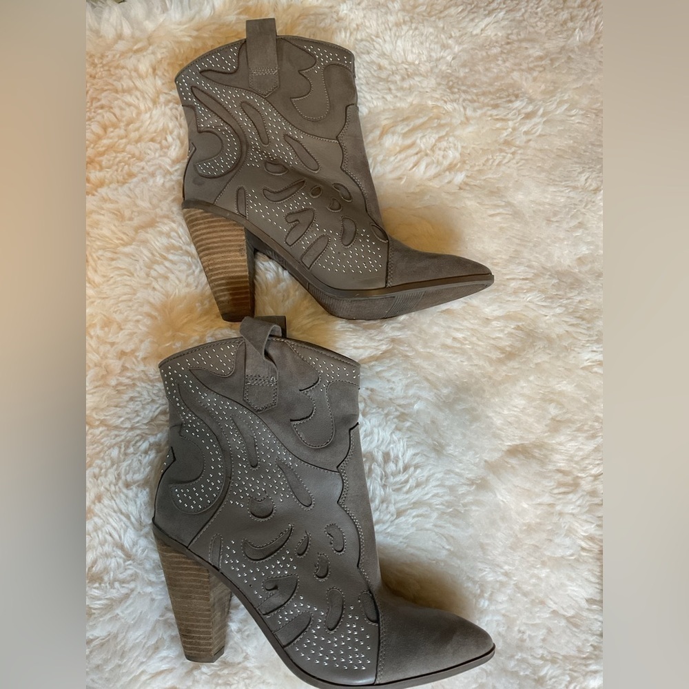 Carlos By Carlos SUEDE LEATHER Grey studded western bohemian Women’s - Picture 4 of 6